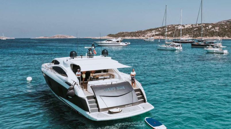 Sunseeker 82 | Light Blue