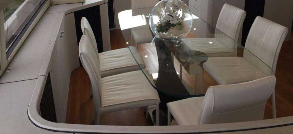 Sunseeker 82 | Light Blue