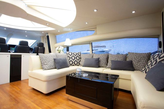 Sunseeker 82 | Light Blue