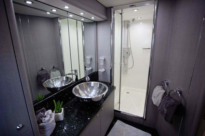 Sunseeker 82 | Light Blue