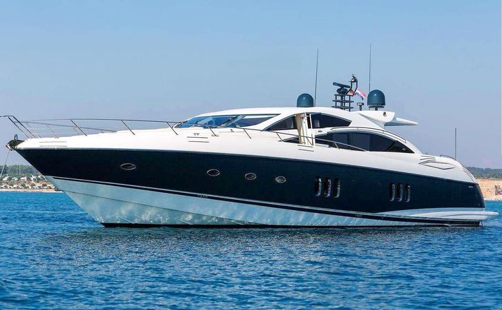 Sunseeker 82 | Light Blue