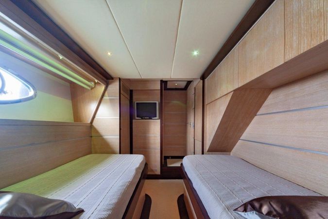 Leonard 72 | Black Magic