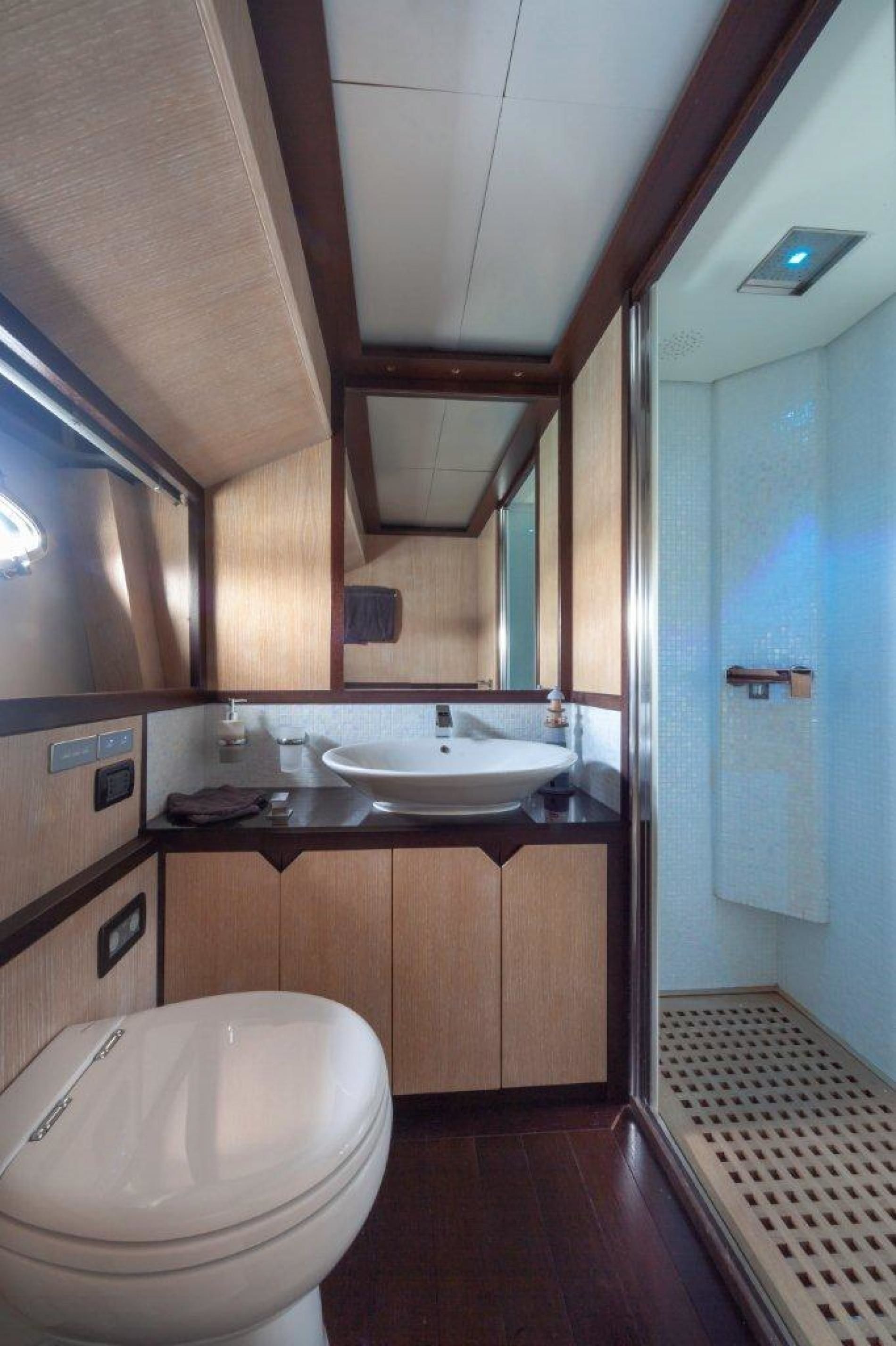 Leonard 72 | Black Magic