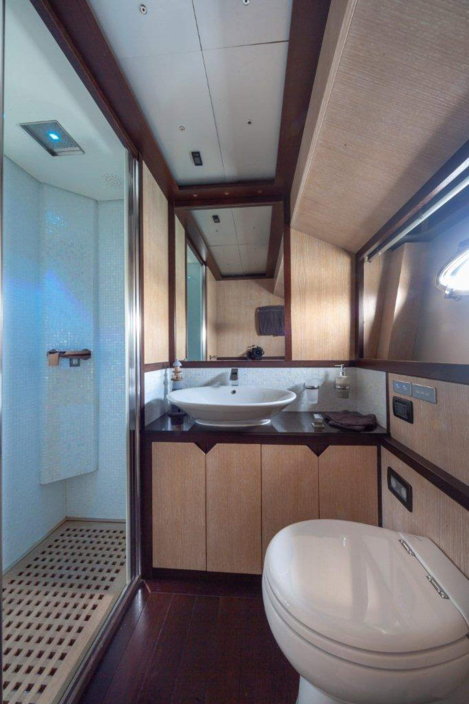 Leonard 72 | Black Magic