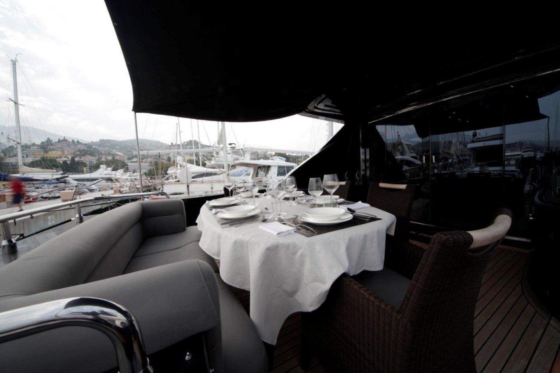 Leonard 72 | Black Magic