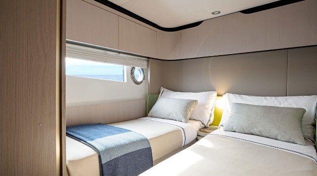 Azimut 60 | Aluminia