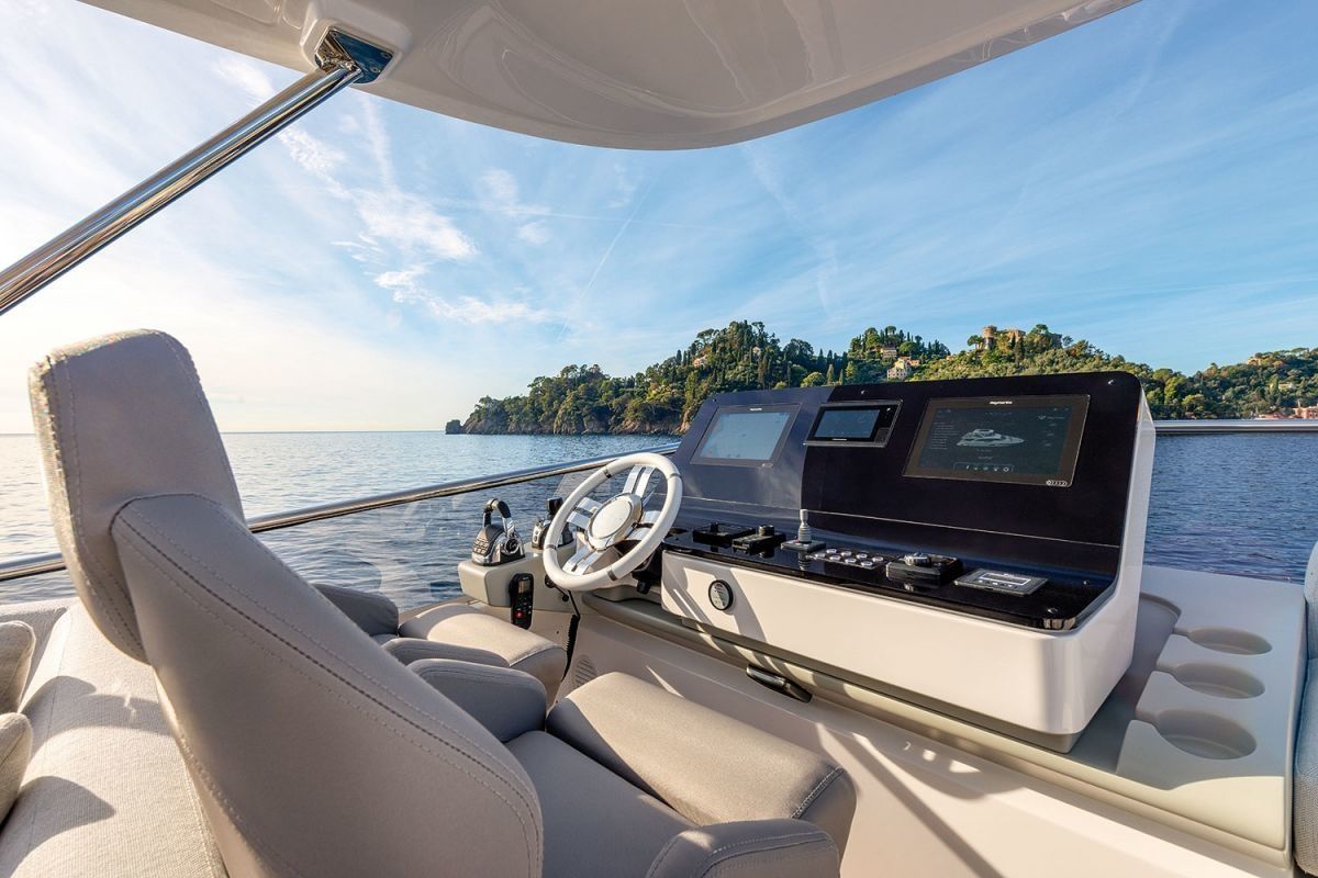 Azimut 60 | Aluminia