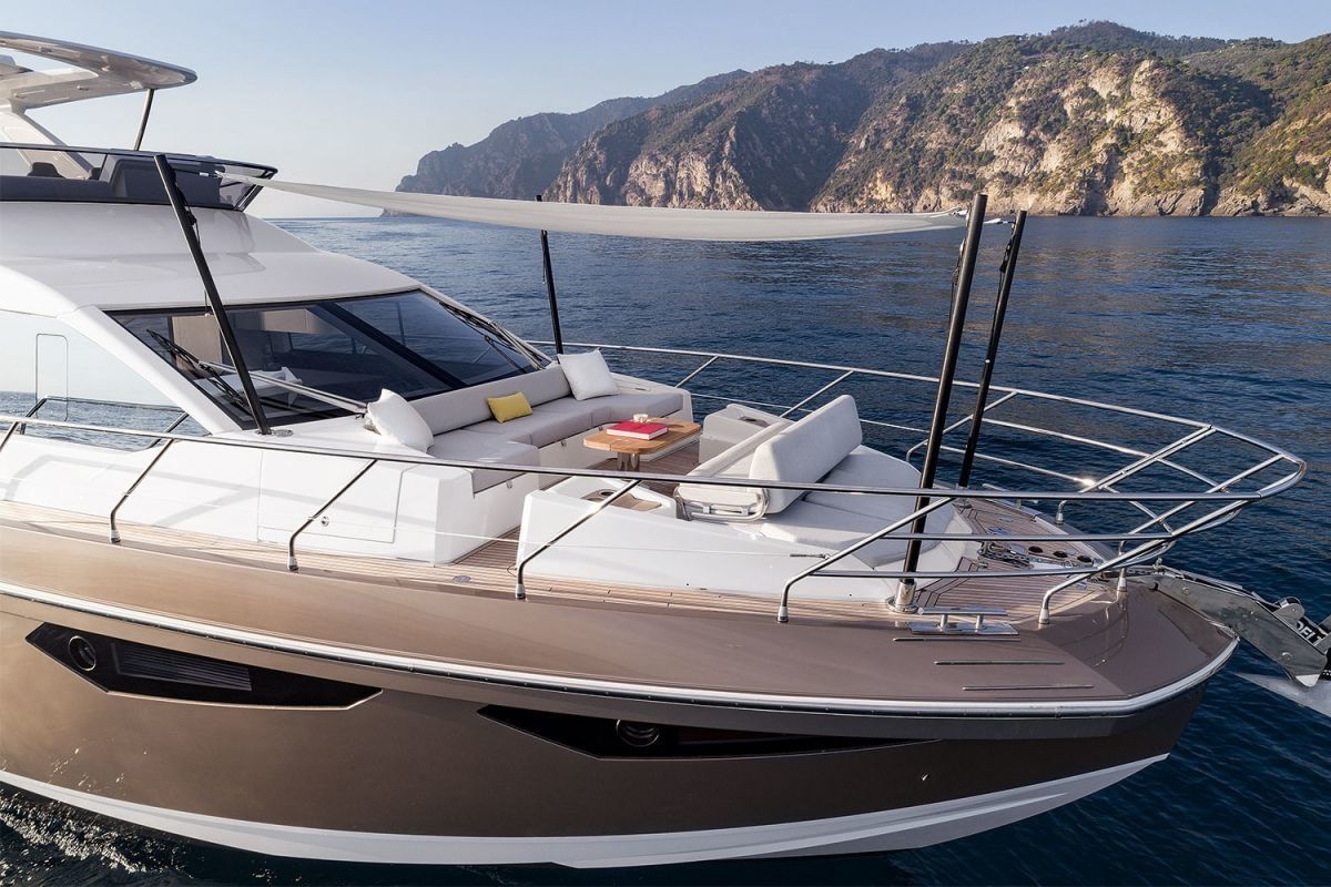 Azimut 60 | Aluminia