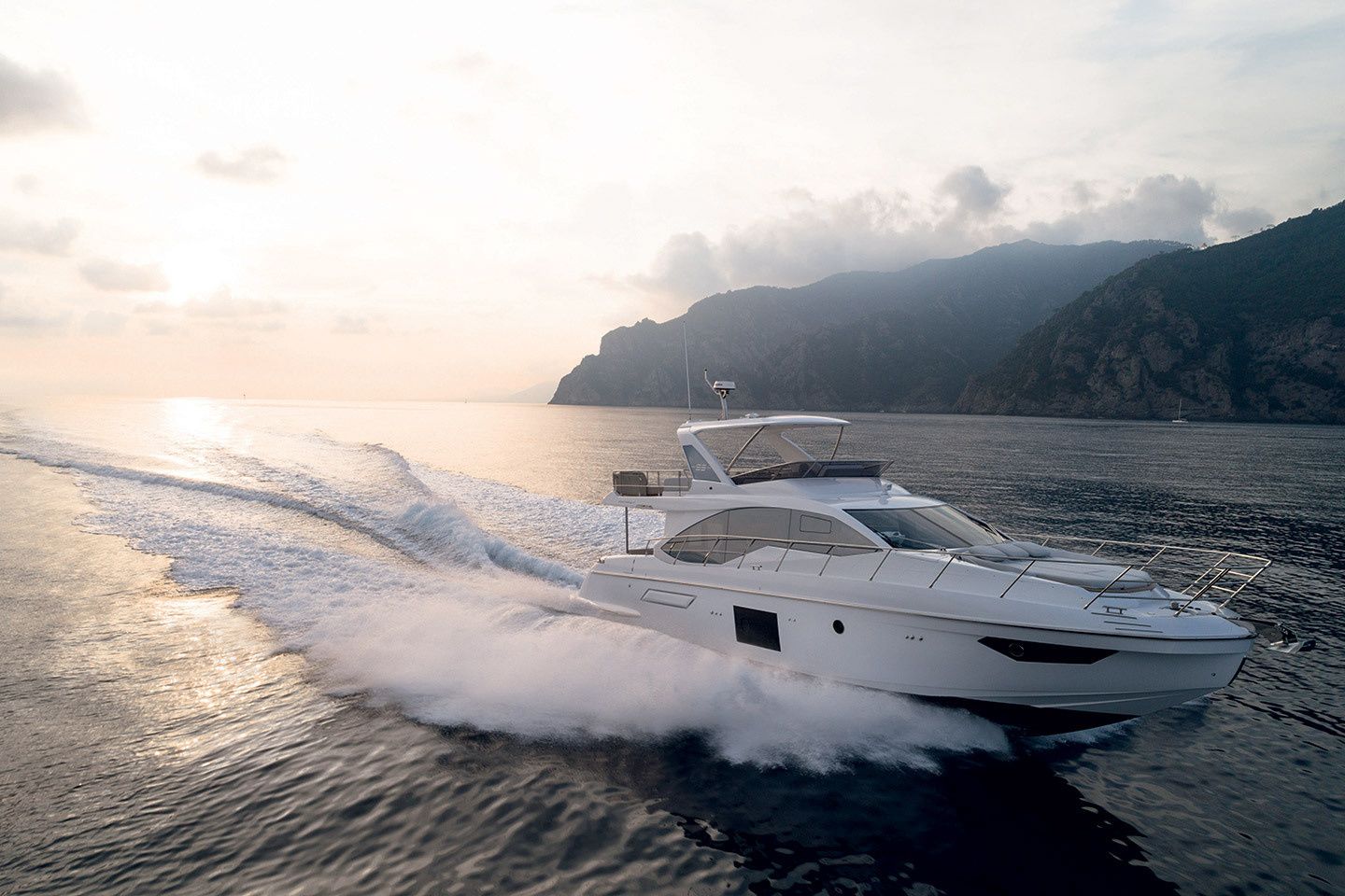 Azimut 55 | Illyrius