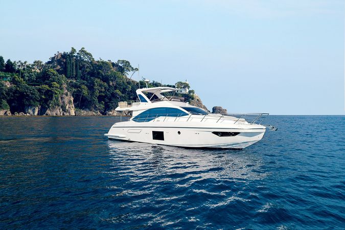 Azimut 55 | Illyrius