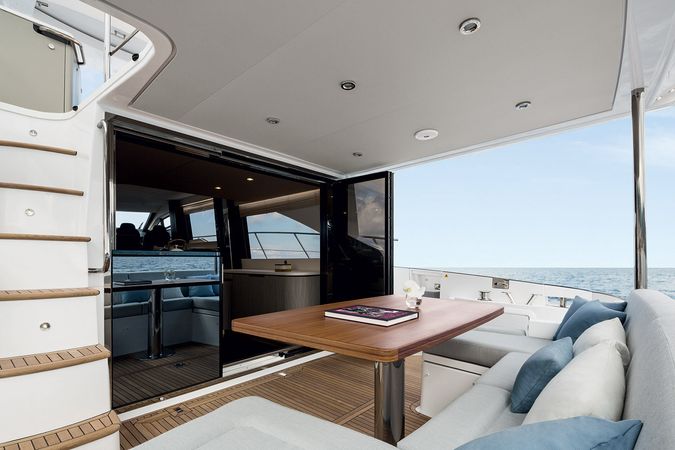 Azimut 55 | Illyrius