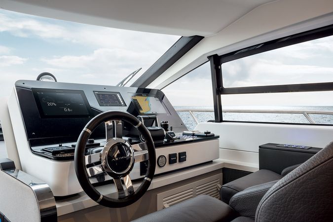 Azimut 55 | Illyrius