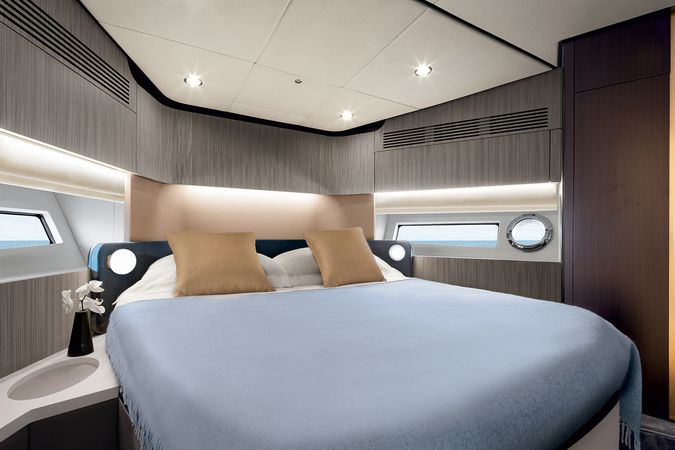 Azimut 55 | Illyrius