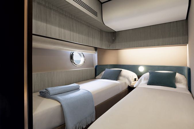 Azimut 55 | Illyrius