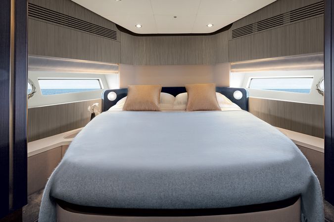 Azimut 55 | Illyrius