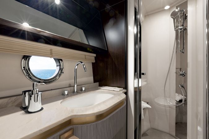 Azimut 55 | Illyrius