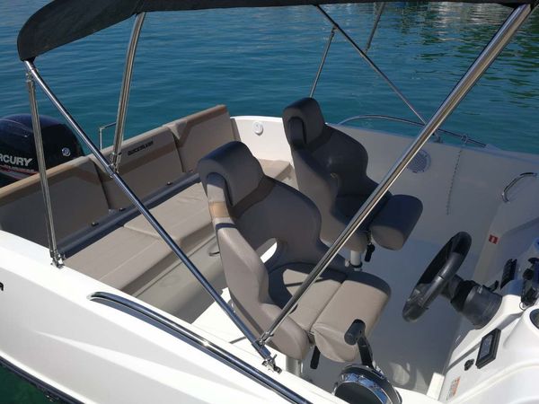 Quicksilver 675 | 16