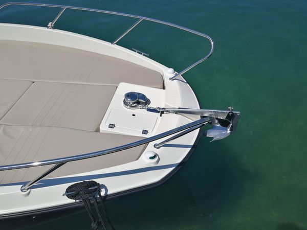 Quicksilver 675 | 16