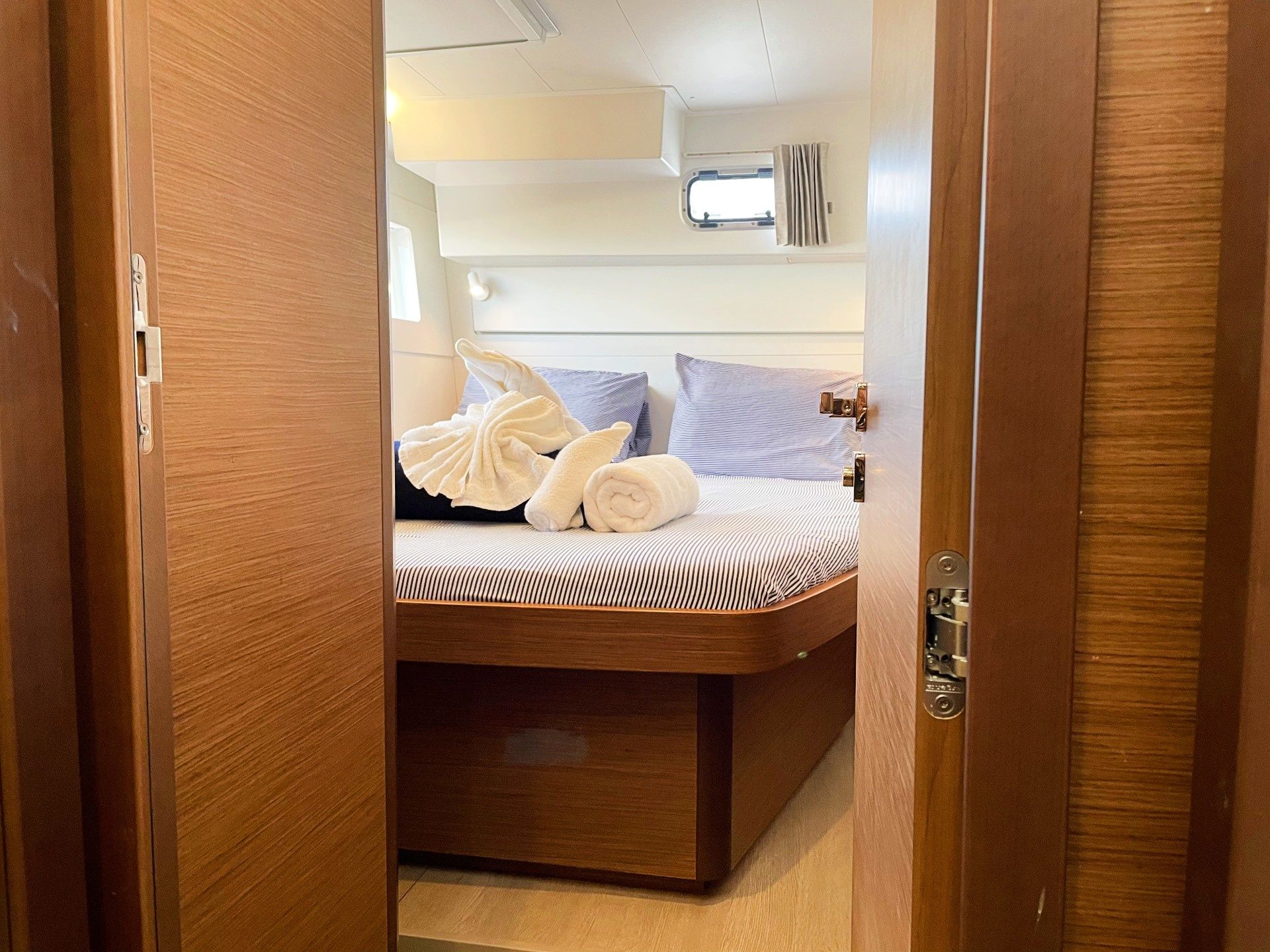 Lagoon 42 | Moon Dance