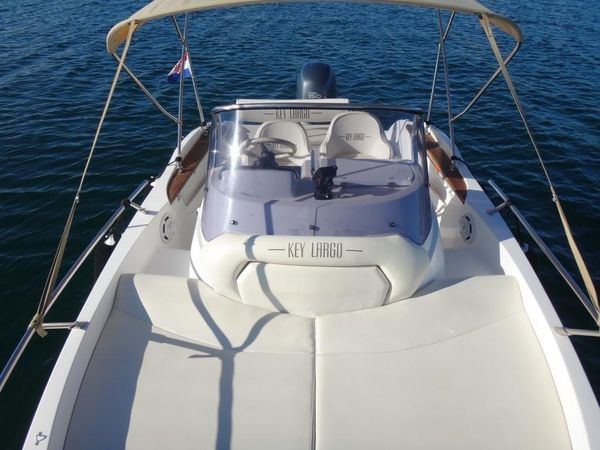 Sessa Key Largo 20 Deck | 10