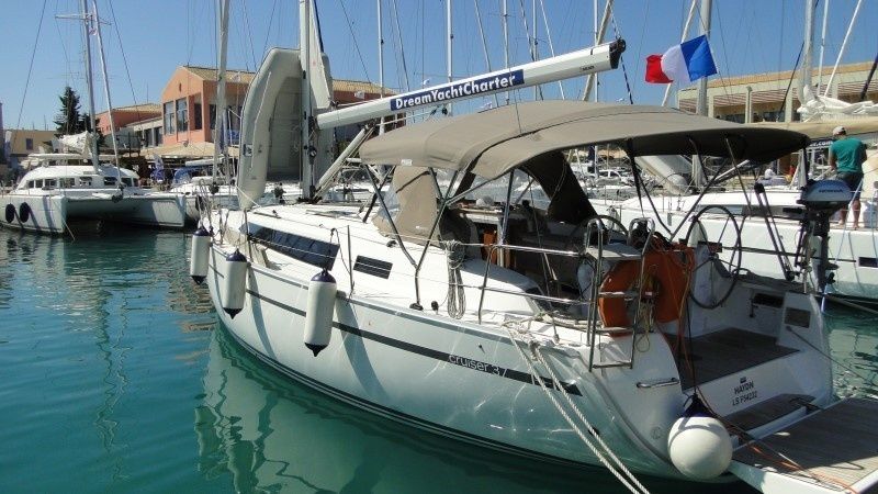 Bavaria Cruiser 37 | Haydn