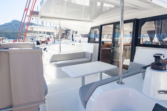 Excess 11 | Teo & Kuzey