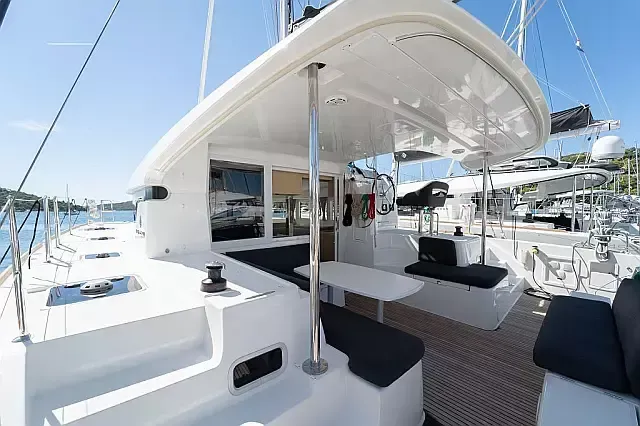 Lagoon 40 | Lubina