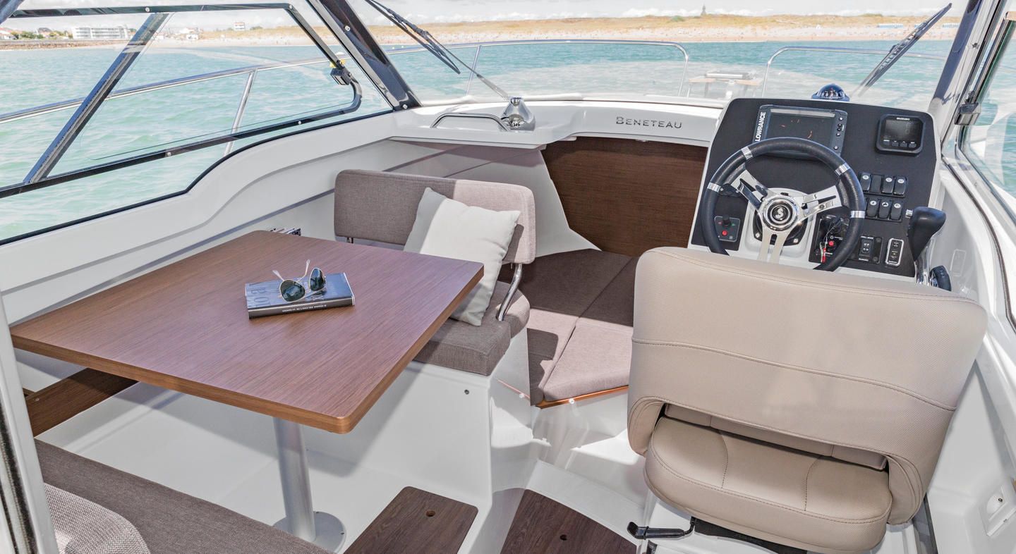 Beneteau Antares 7 | 7