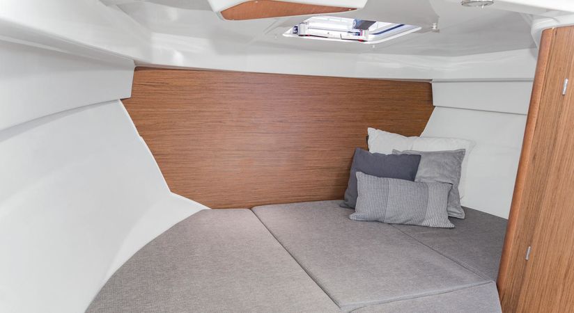 Beneteau Antares 7 | 7