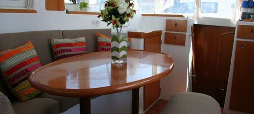 Lagoon 380 S2 | Nauti Lady