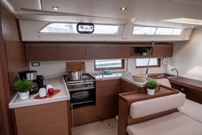 Beneteau Oceanis 51.1 | Aloha