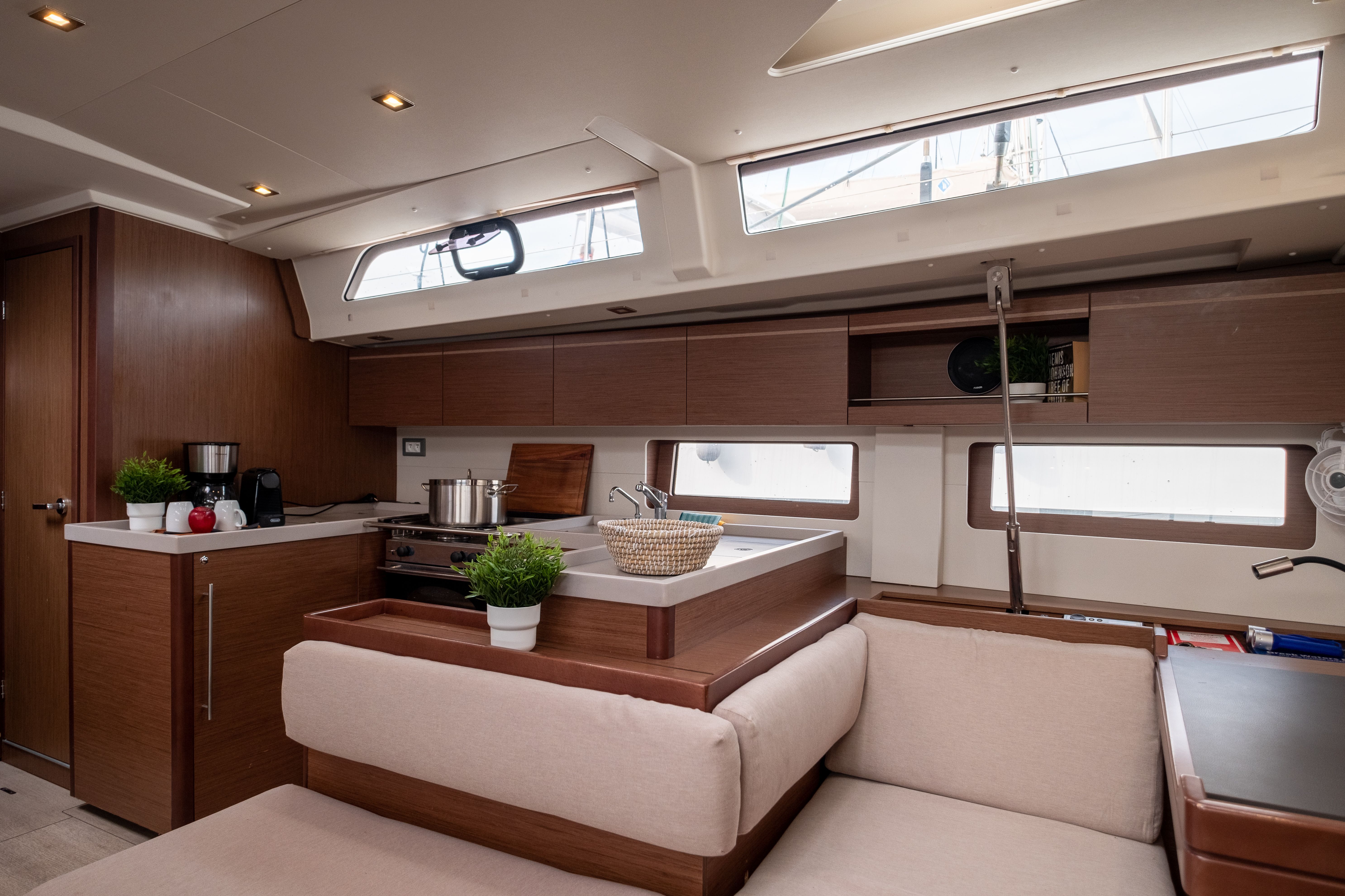 Beneteau Oceanis 51.1 | Aloha