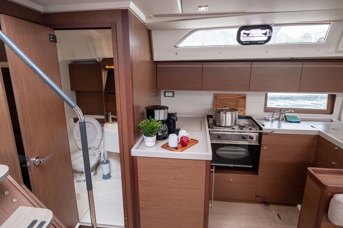 Beneteau Oceanis 51.1 | Aloha