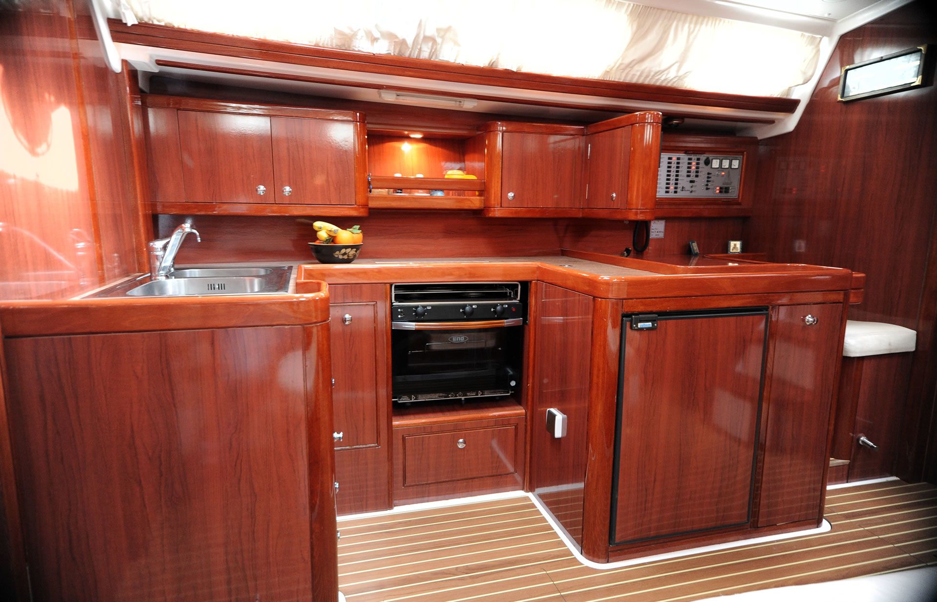 Ocean Yachts 51.2 | Sofia Electra