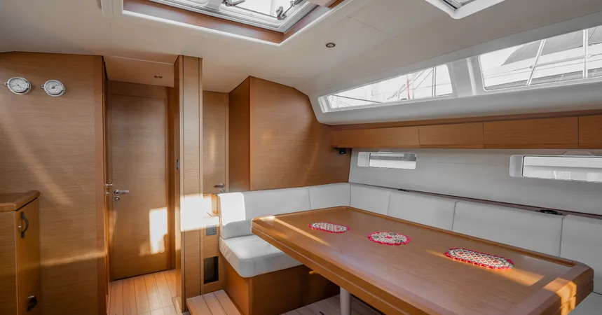 Jeanneau 54 | Our Lady15