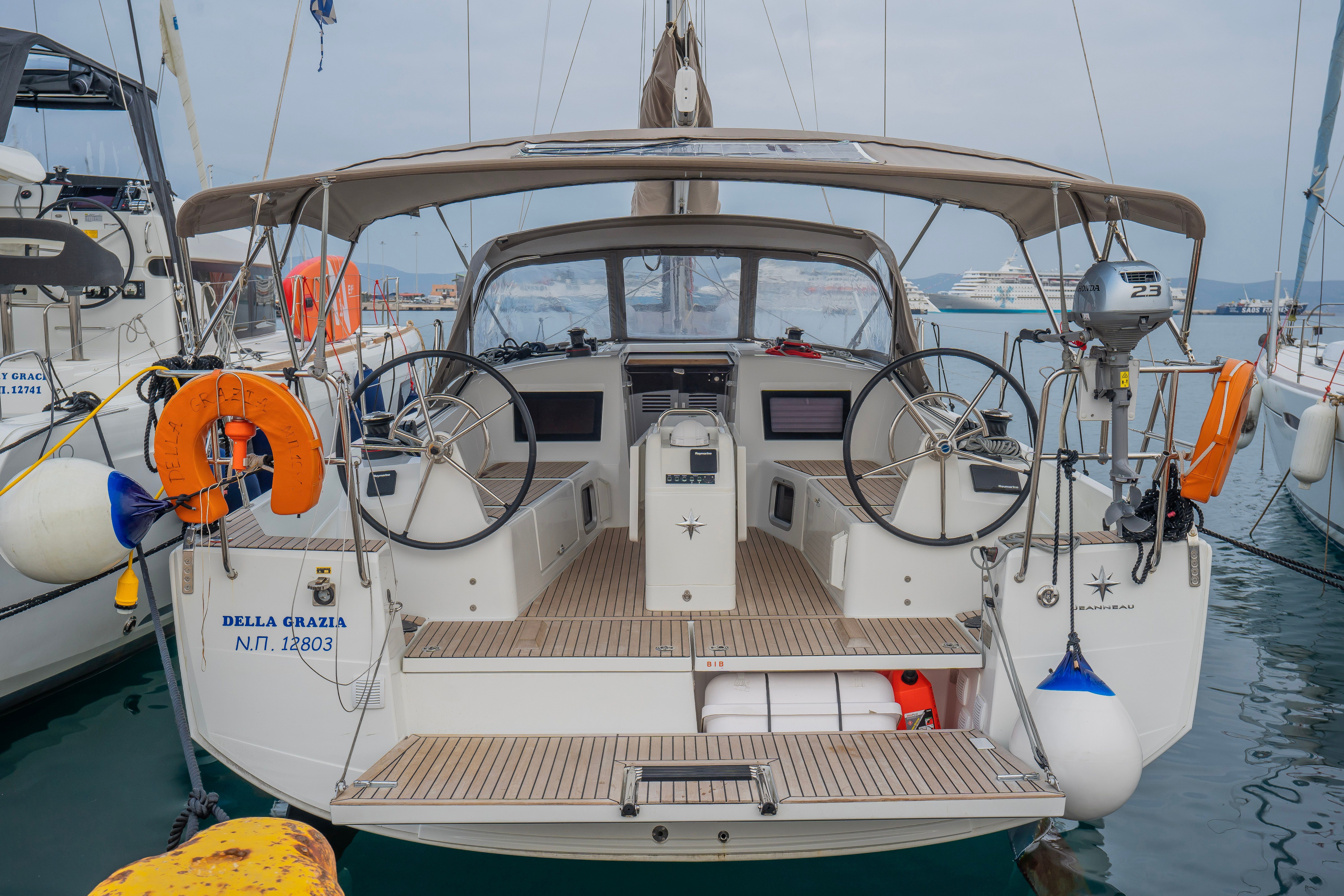 Jeanneau Sun Odyssey 410 | Della Grazia