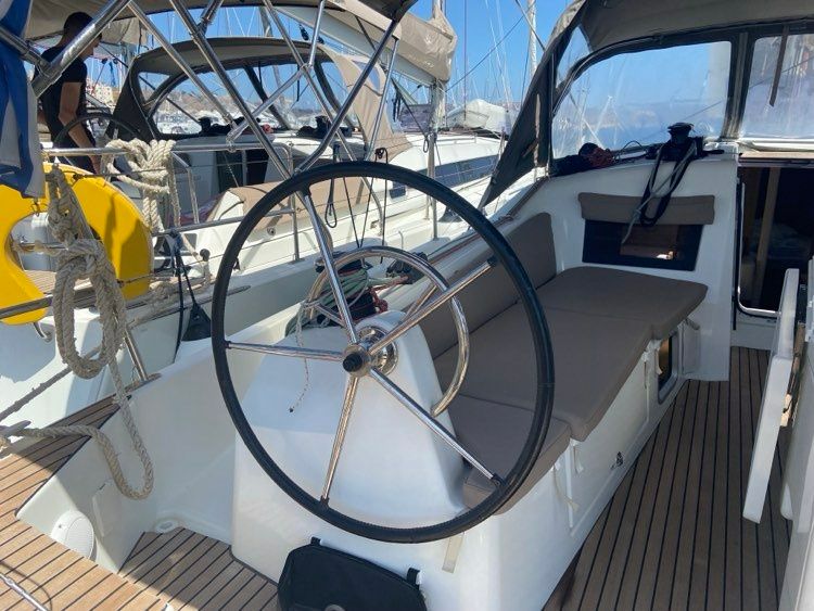 Jeanneau Sun Odyssey 410 | High Time