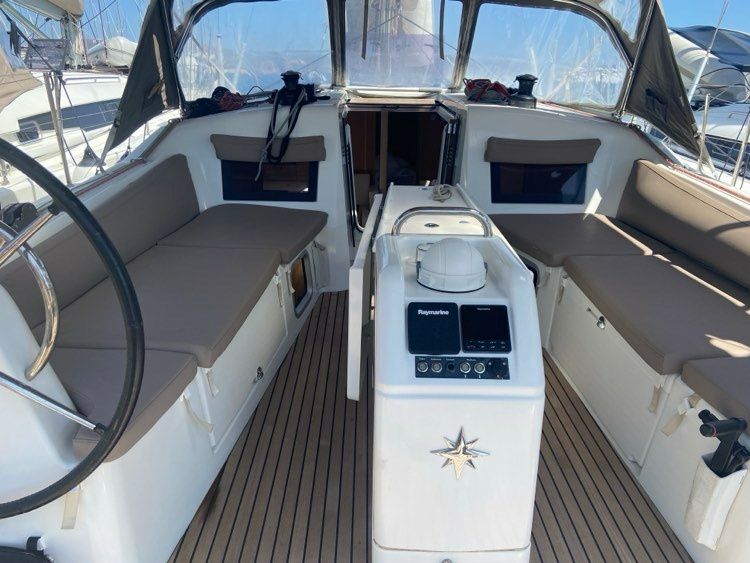 Jeanneau Sun Odyssey 410 | High Time