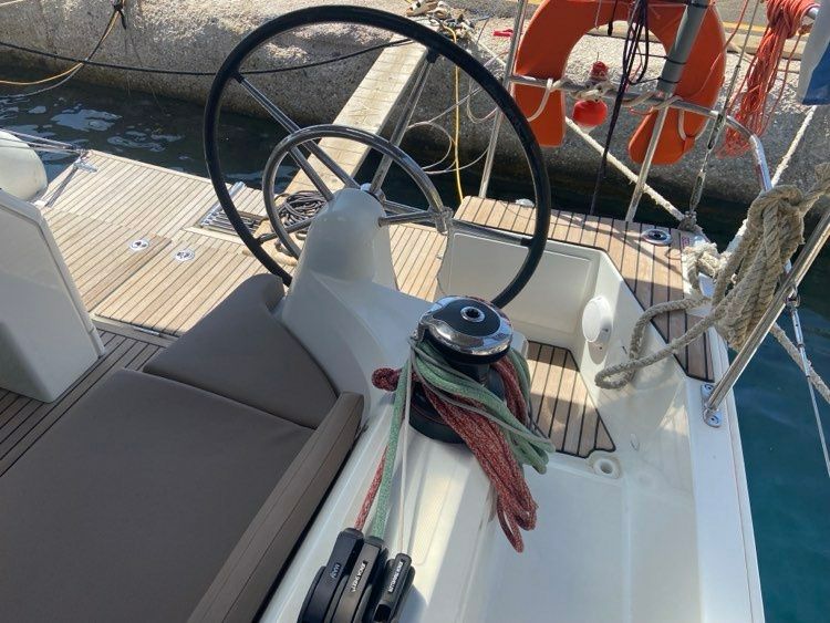 Jeanneau Sun Odyssey 410 | High Time