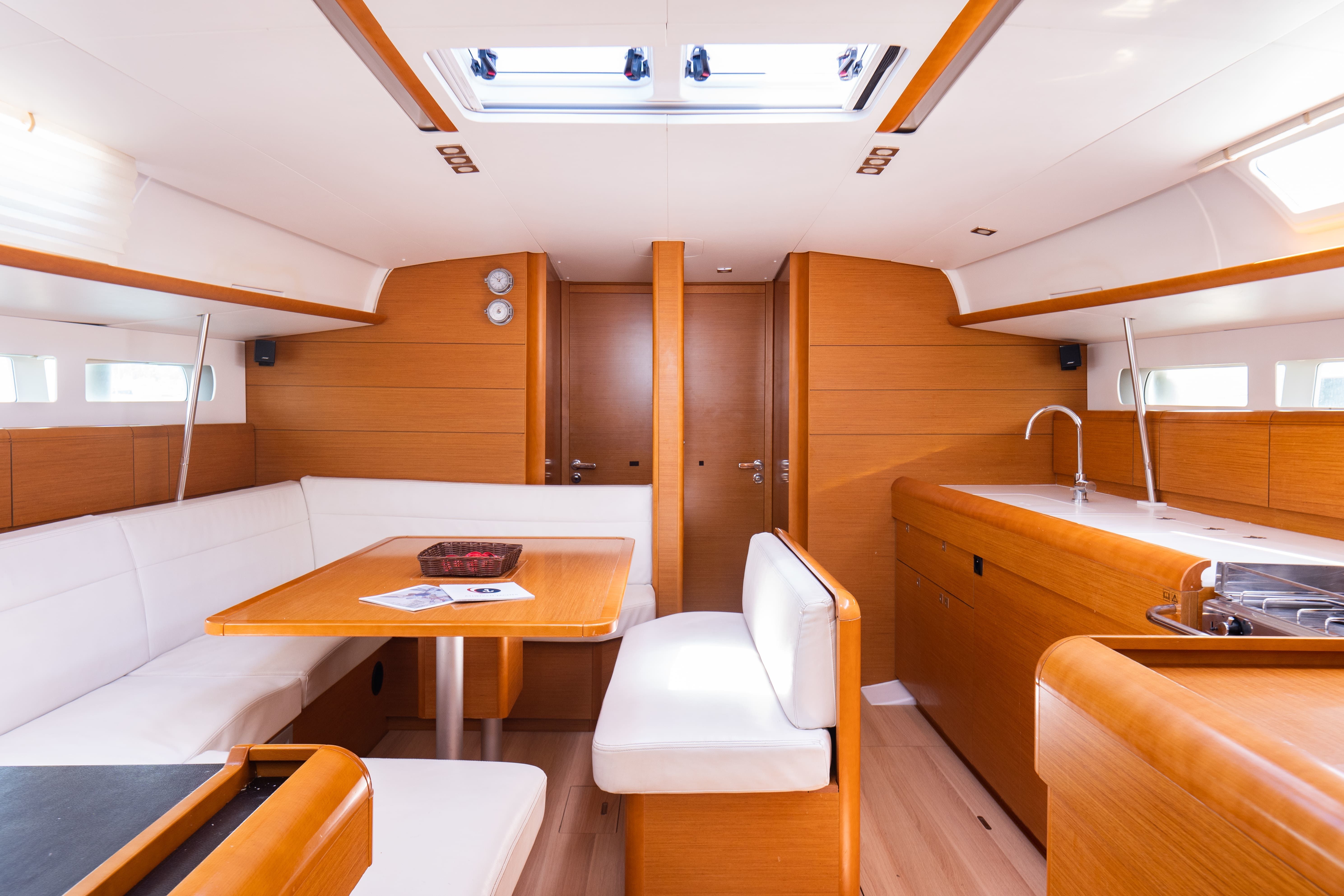Jeanneau Sun Odyssey 440 | Simoun
