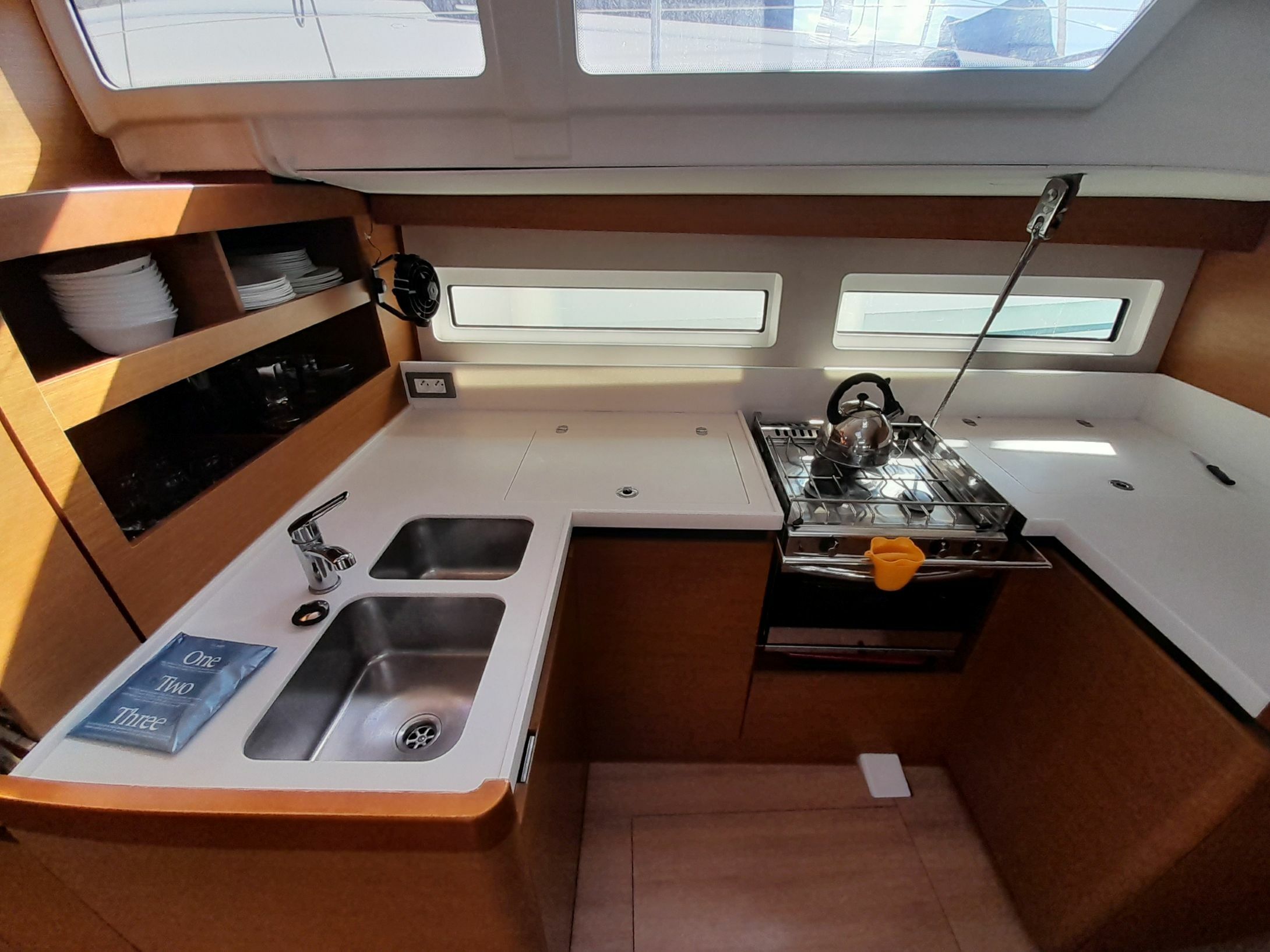 Jeanneau Sun Odyssey 490 | Yada