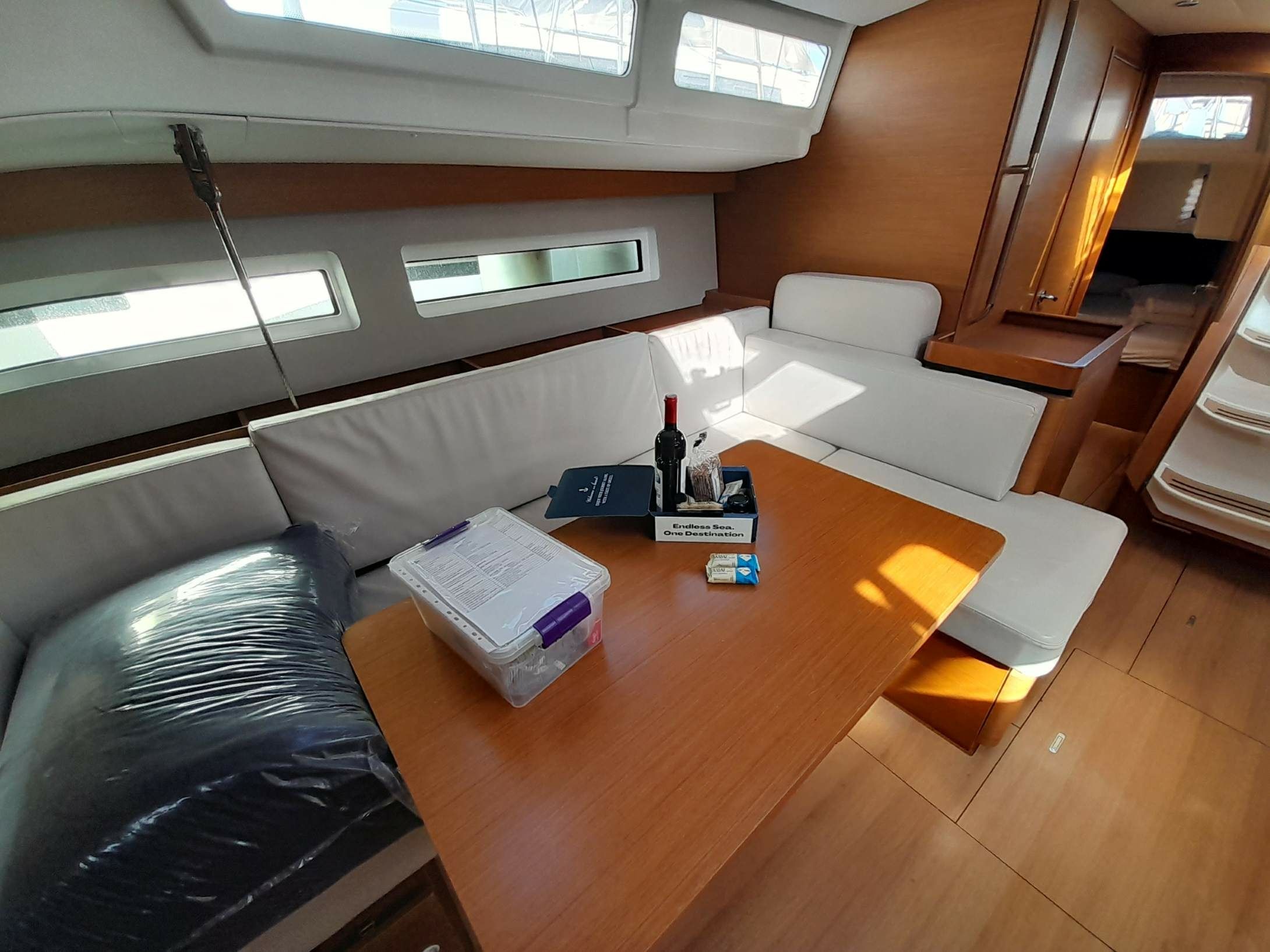 Jeanneau Sun Odyssey 490 | Yada