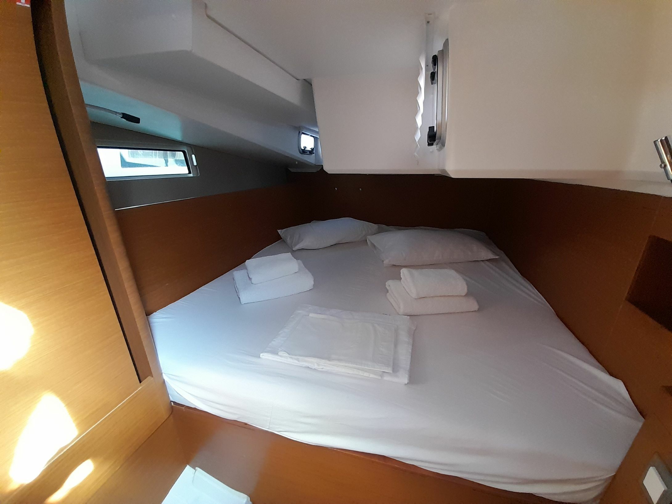Jeanneau Sun Odyssey 490 | Yada