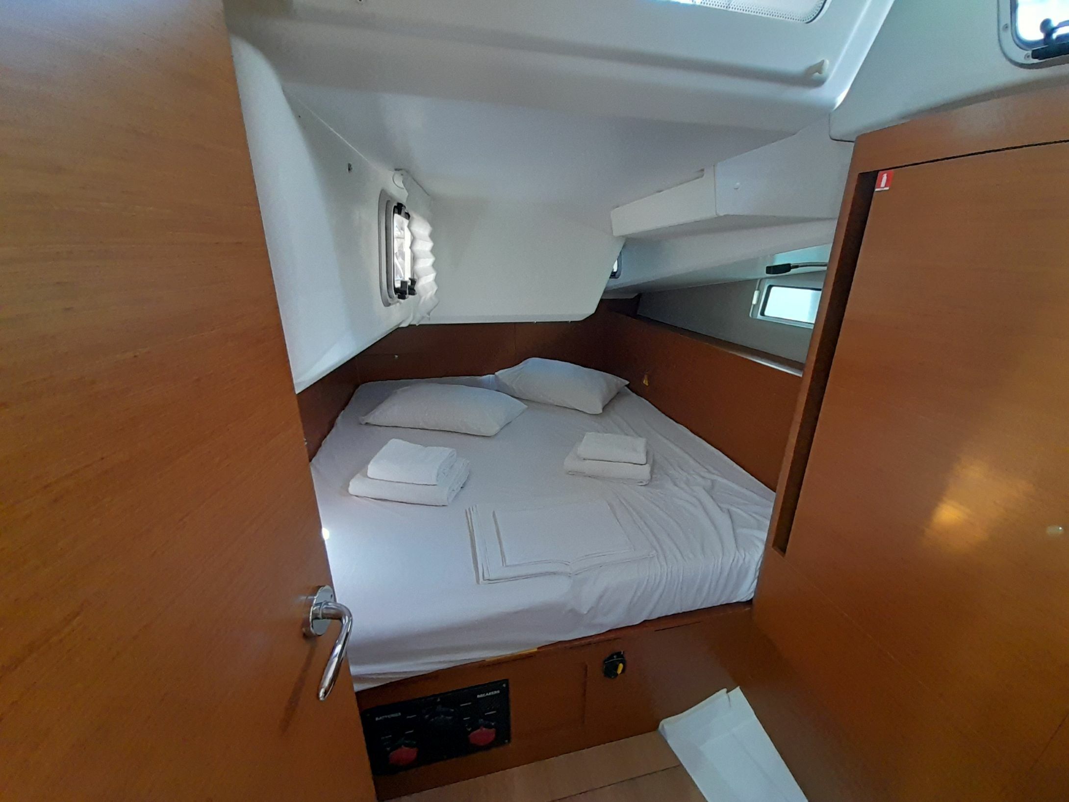Jeanneau Sun Odyssey 490 | Yada