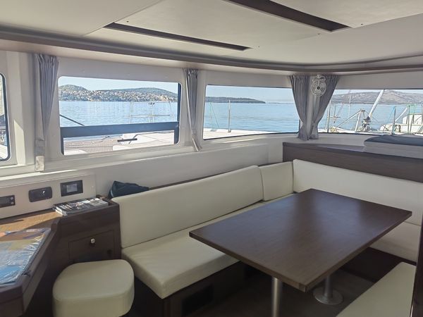 Lagoon 46 | Full Moon