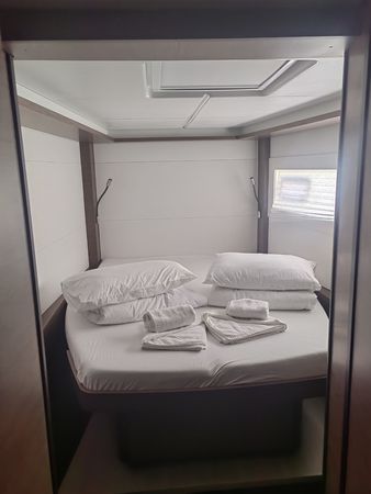 Lagoon 46 | Full Moon