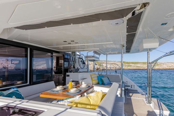 Leopard 42 | Moorings 21