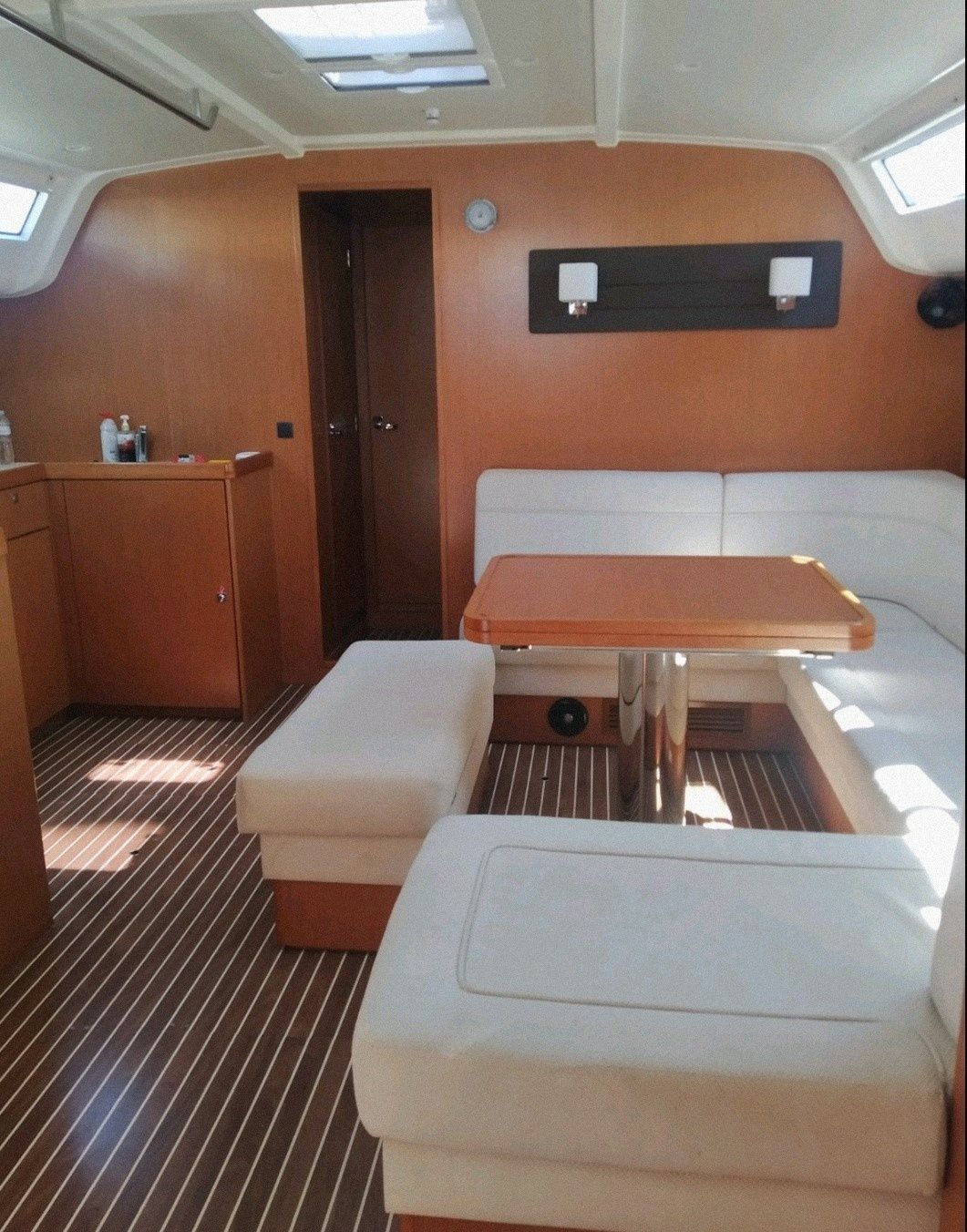 Dufour 430 | Nima 11