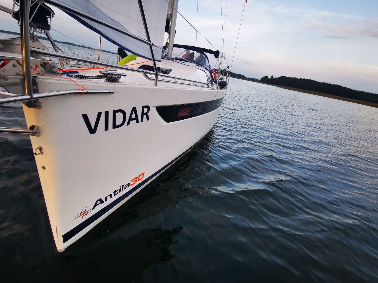 Antila 30 | Vidar