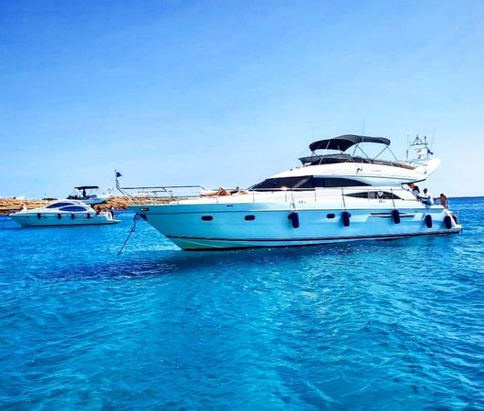 Princess 61 Fly | Mona